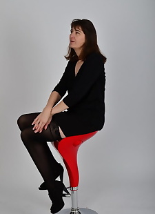 seks görüntüleri Mature woman in black stockings &, brunette , stockings 