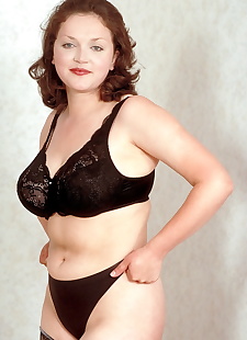 性别的图像 丰满 成熟 妈妈 棚 她的 黑色的 蕾丝, big tits , stockings 